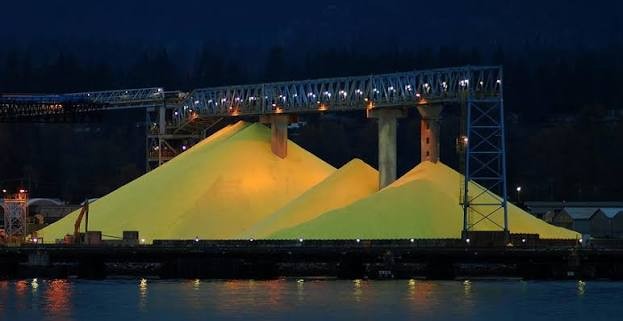 Oil Refiners’ Big Yellow Cash Cow